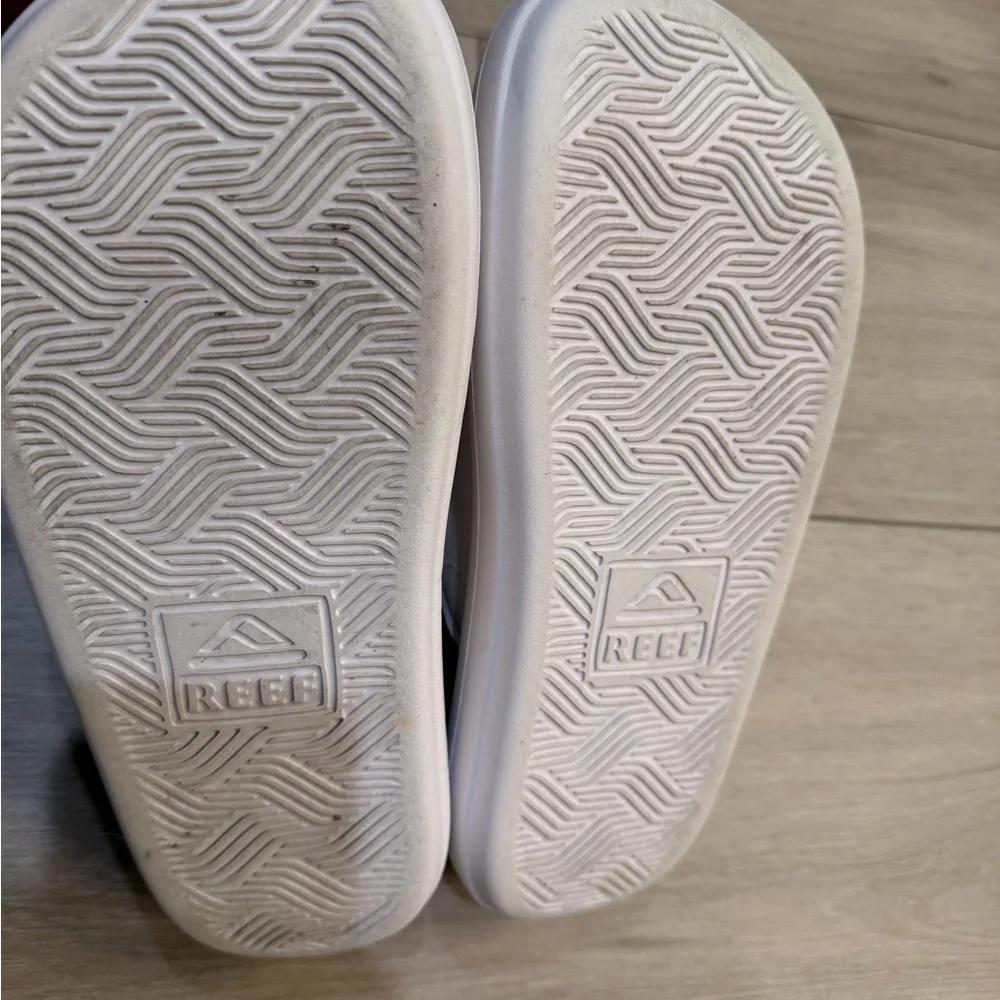 Reef White and Brown Slide Sandals - Picture 4 of 4